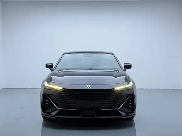 Changan UNI-V 2022