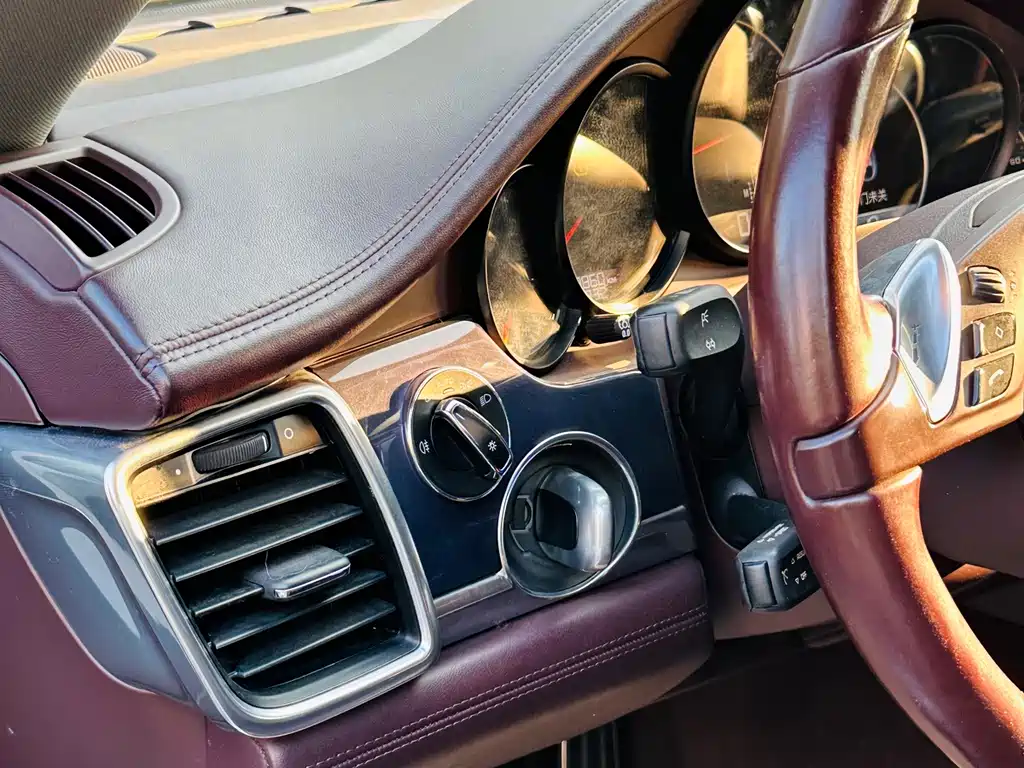 Porsche Panamera 2015 — фото 11