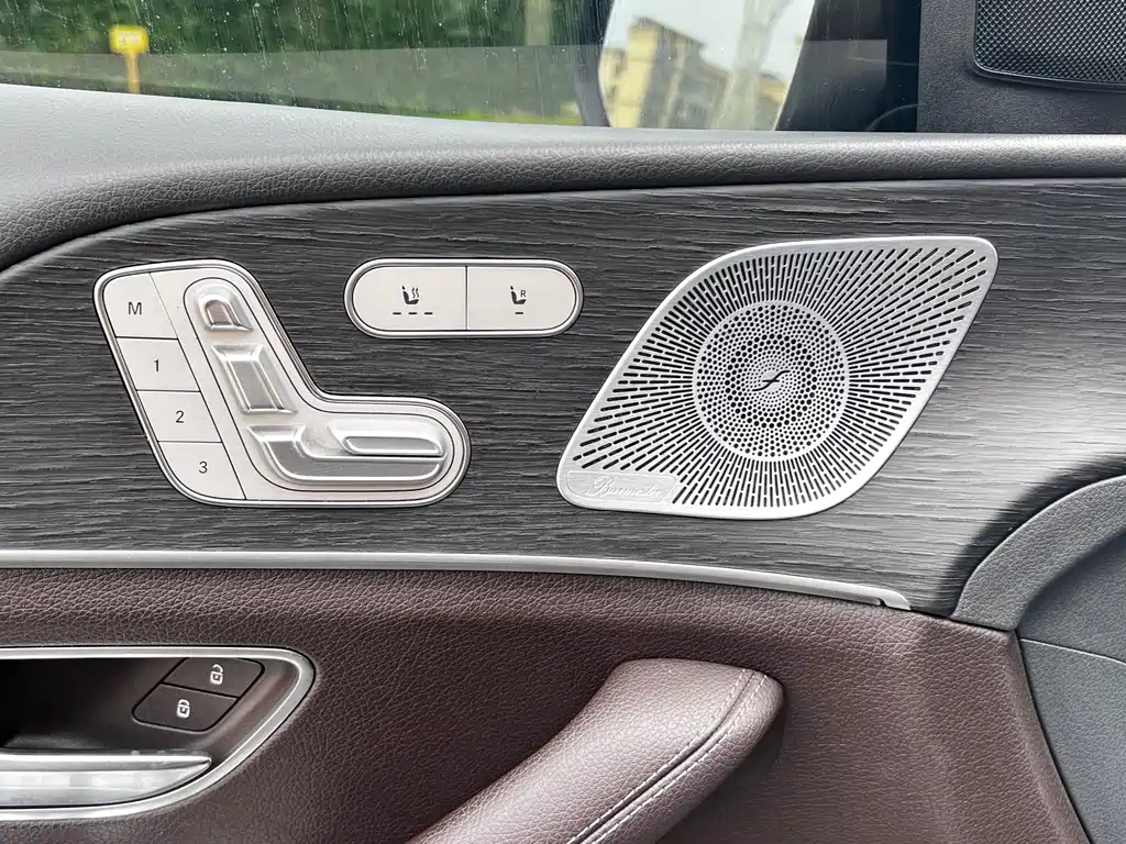 Mercedes-Benz CLS 2020 — фото 15