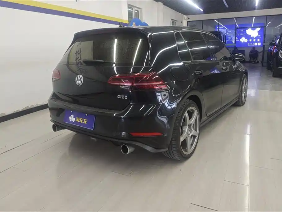 Volkswagen Golf GTI 2019