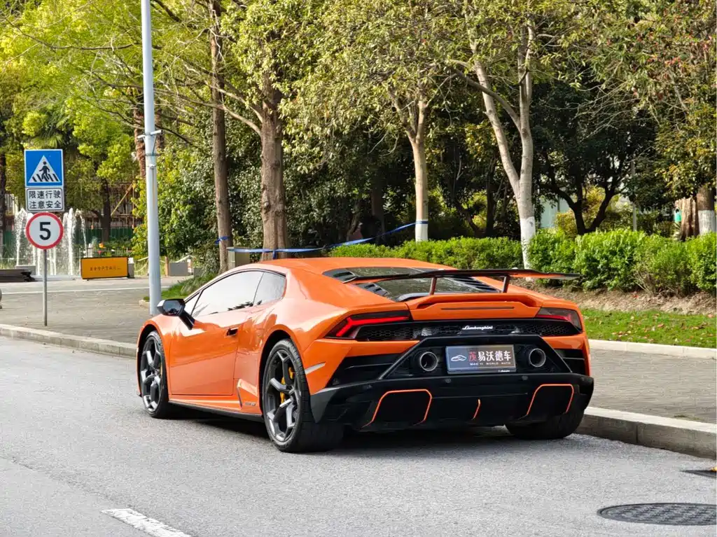 Lamborghini Huracán 2023 — фото 5