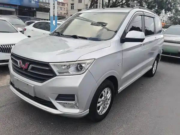 Wuling Hongguang 2019