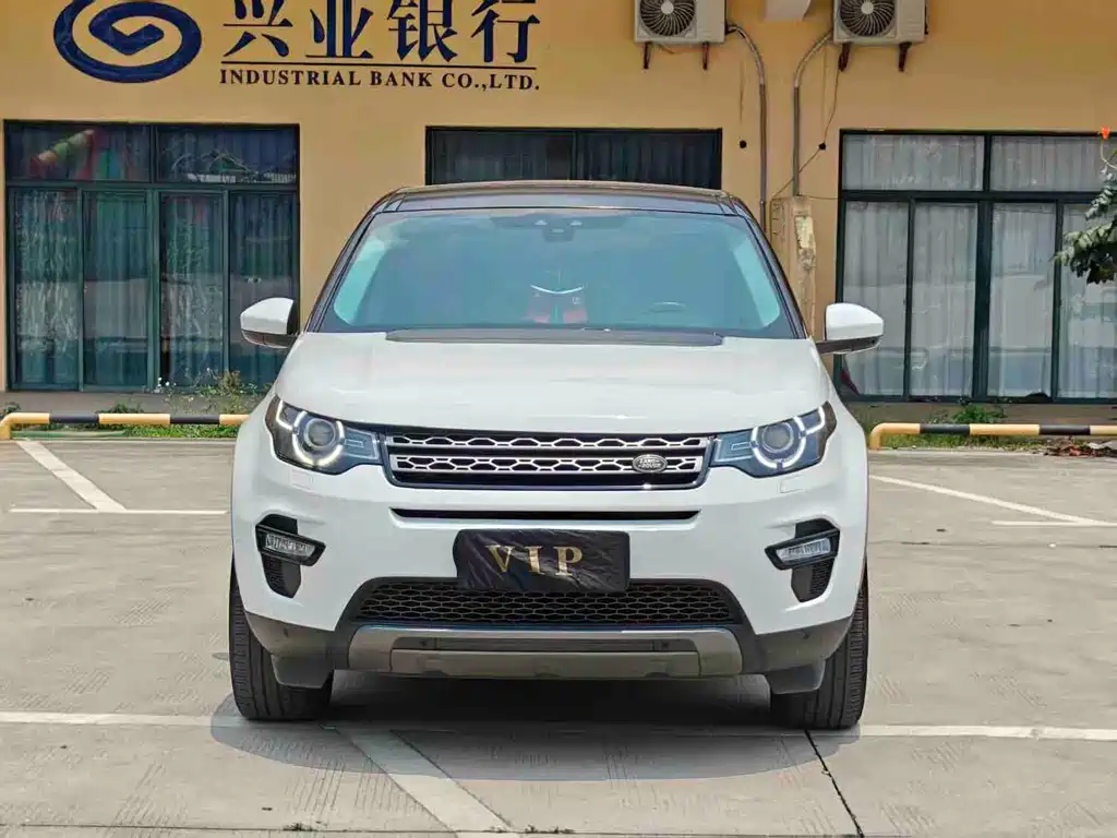 Land Rover Discovery Sport 2019 — фото 11