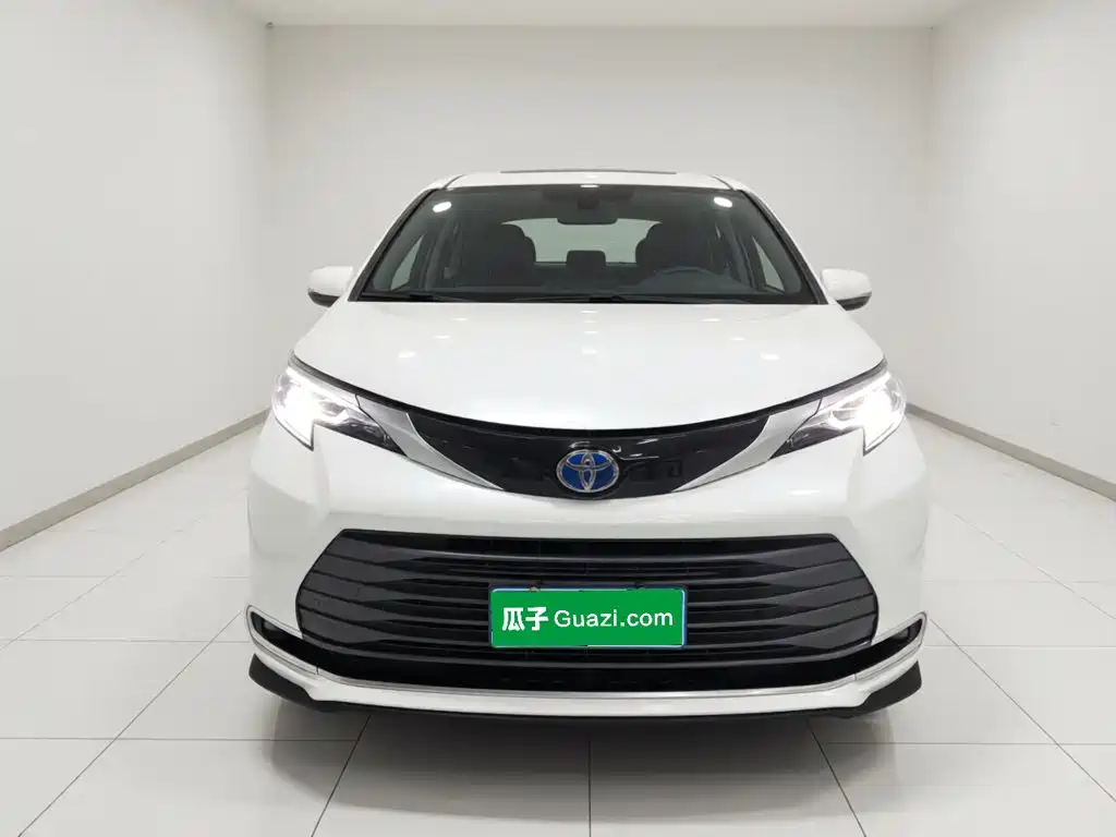 Toyota Sienna 2022