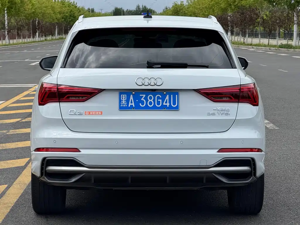 Audi Q3 2022 — фото 7
