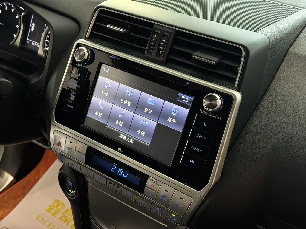 Toyota Prado 2019 — фото 14