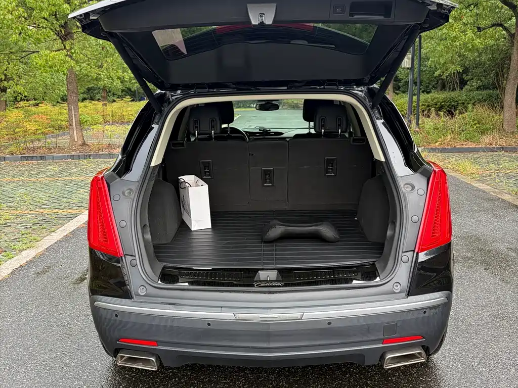 Cadillac XT5 2019 — фото 17