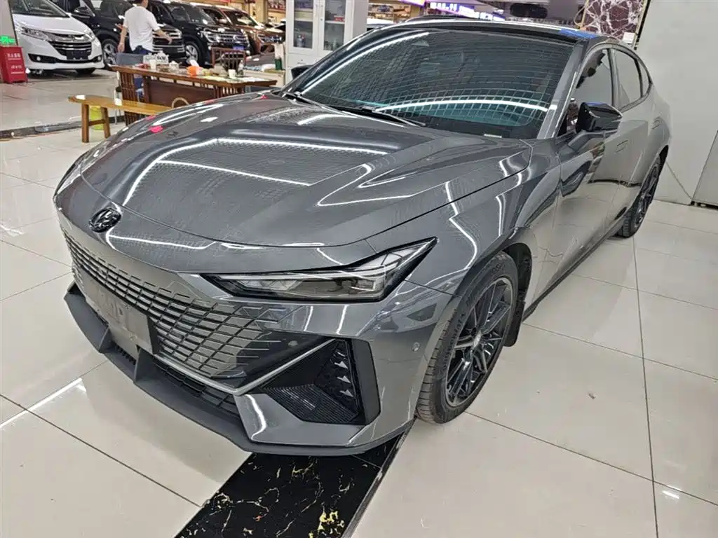 Changan UNI-V 2023