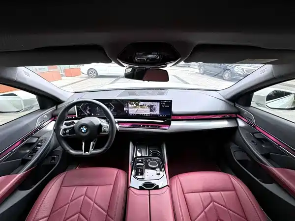 BMW 5 Series 2024