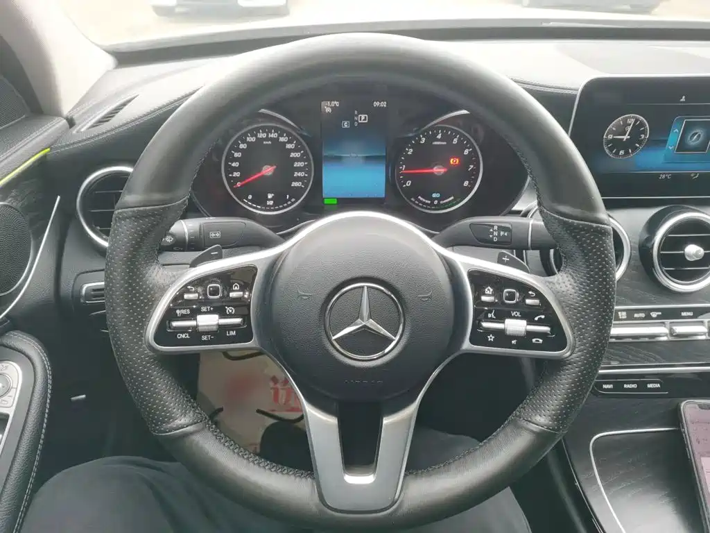Mercedes-Benz C-Class 2018 — фото 11