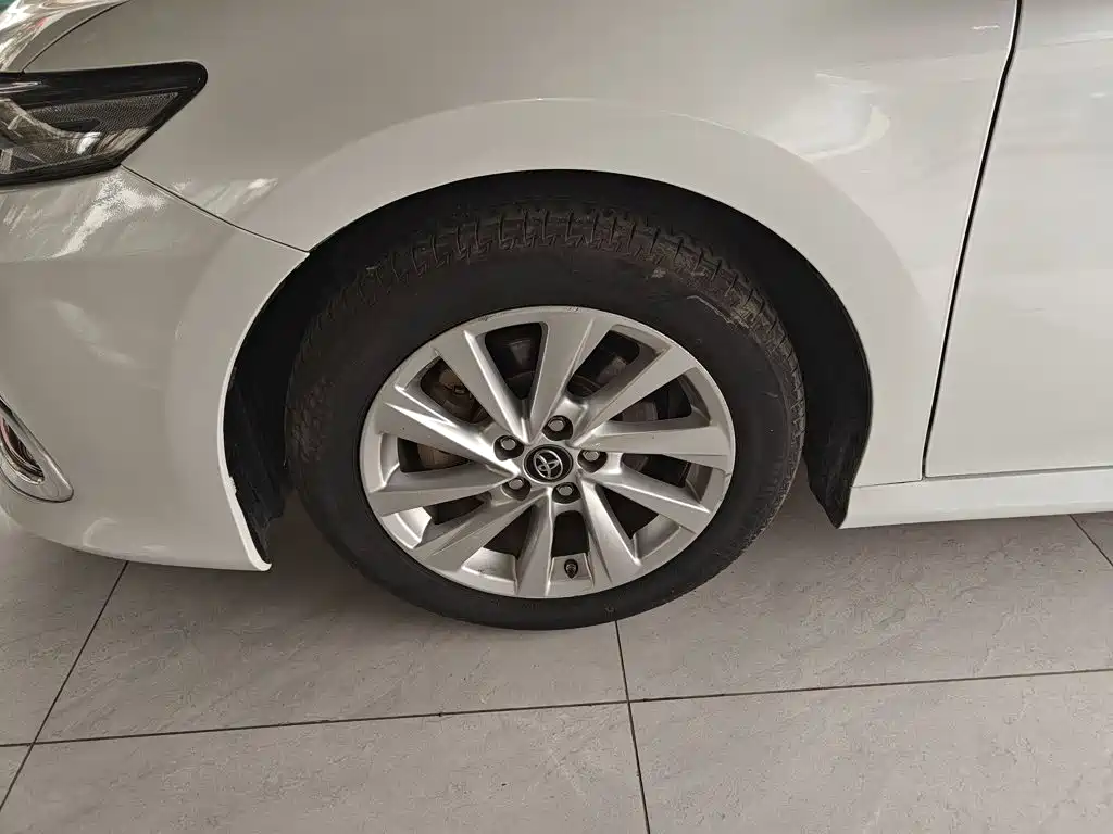 Toyota Camry 2021 — фото 23