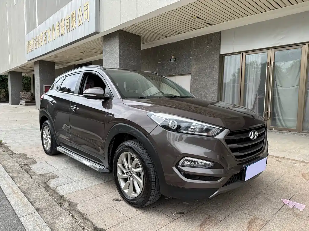 Hyundai Tucson 2017 — фото 3