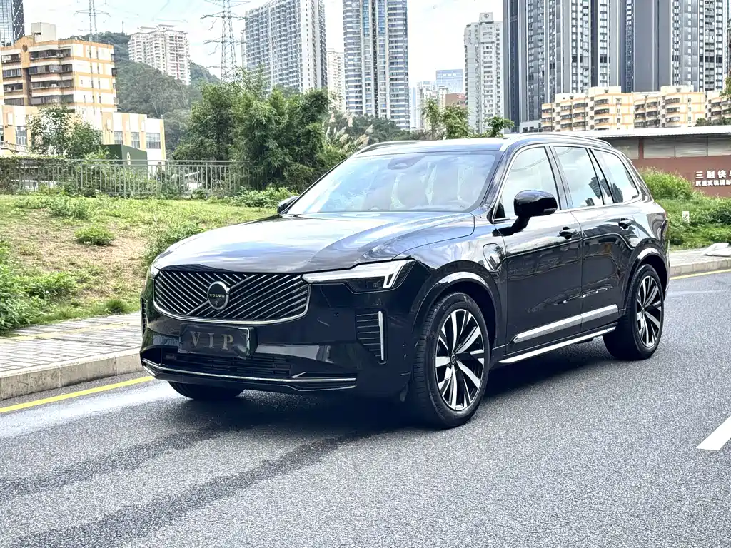 Volvo XC90 PHEV 2025