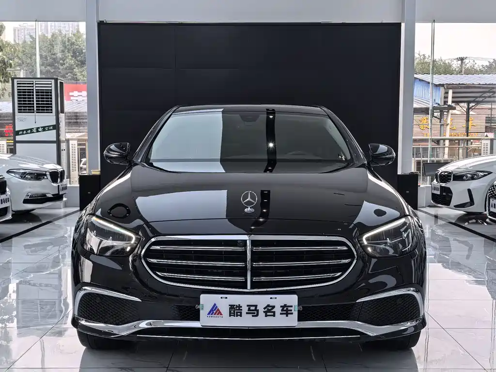 Mercedes-Benz E-Class 2023 — фото 2