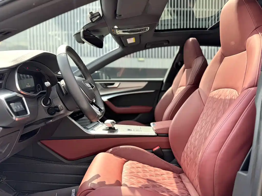 Audi A7L 2024