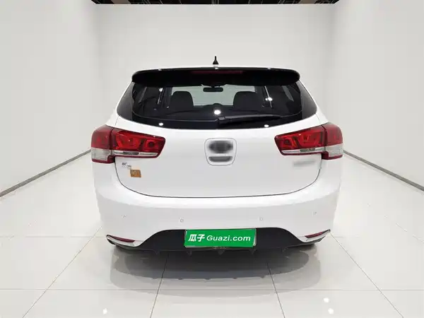 Kia K2 2015