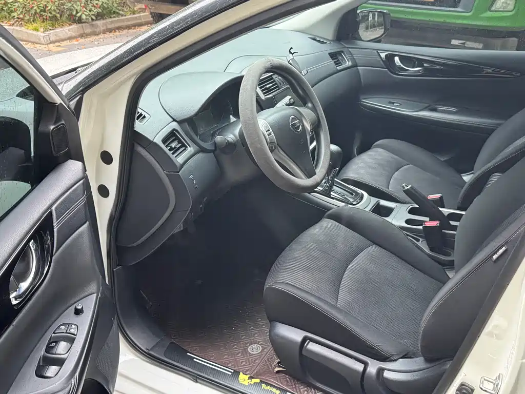 Nissan Tiida 2019