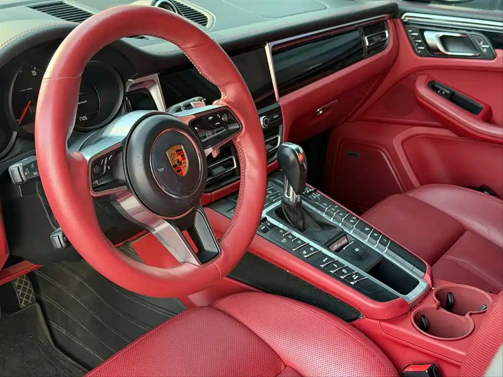 Porsche Macan 2020 — фото 13