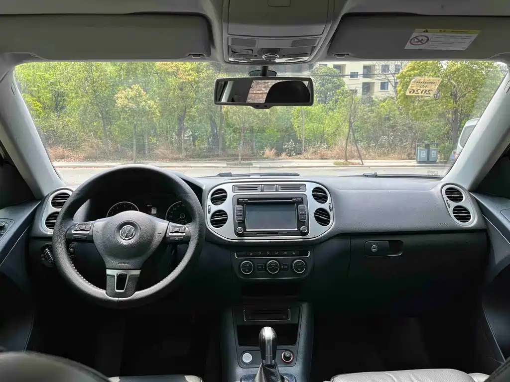 Volkswagen Tiguan 2015 — фото 17