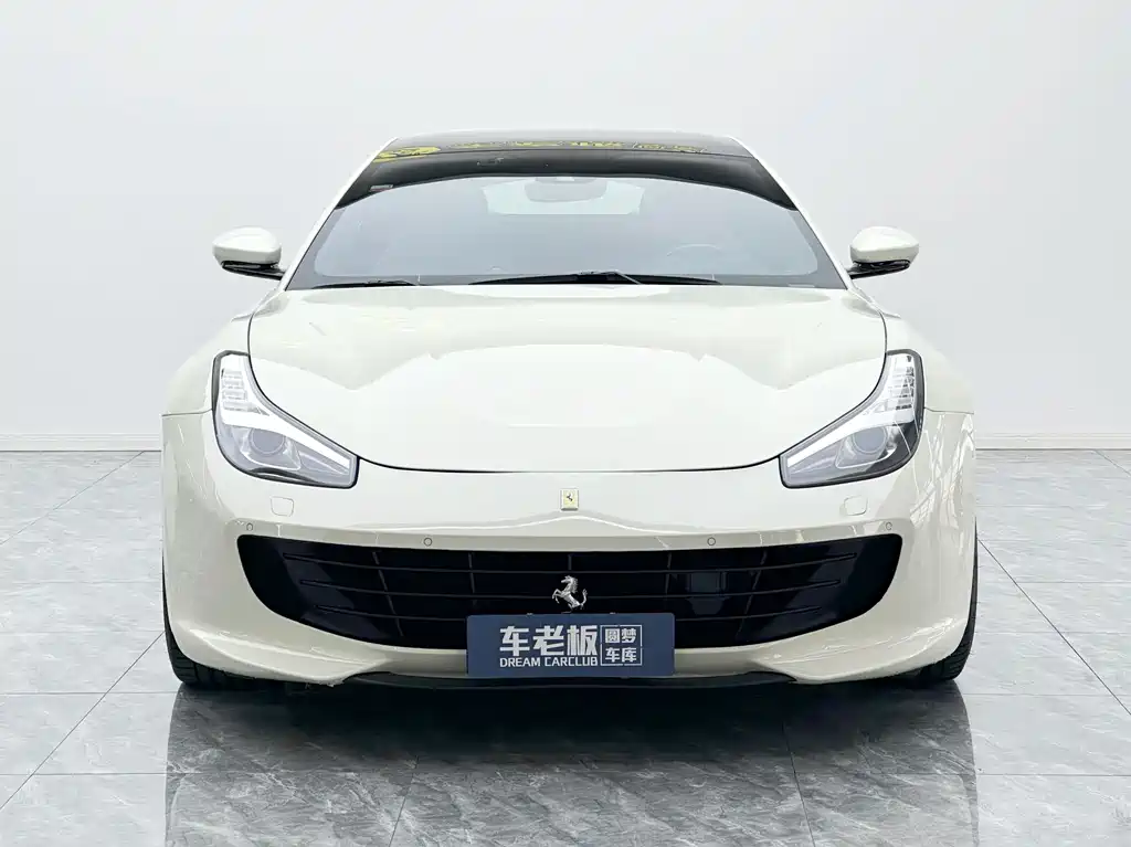 Ferrari GTC4Lusso 2019 — фото 2