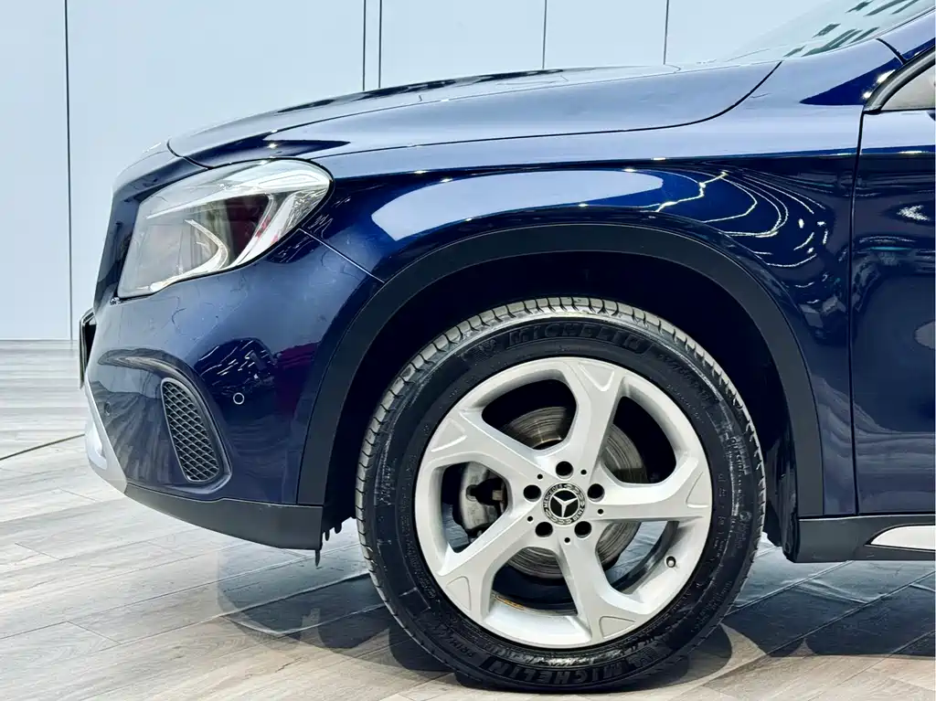 Mercedes-Benz GLA 2018 — фото 27