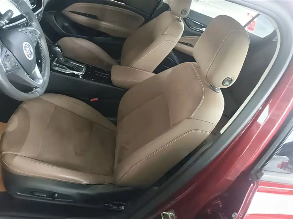 Buick Regal 2020 — фото 15