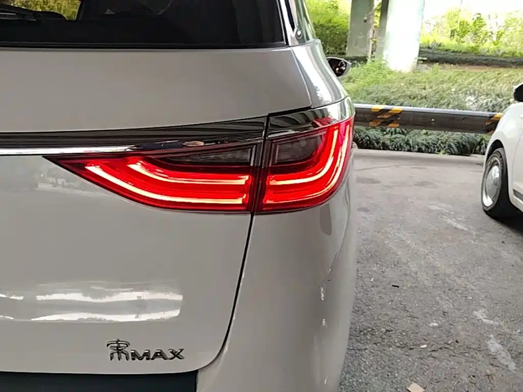 BYD Song MAX 2018 — фото 8
