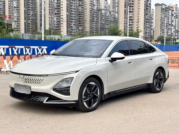 Wuling Starlight 2024