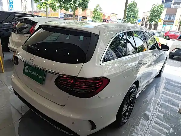 Mercedes-Benz C-Class 2019
