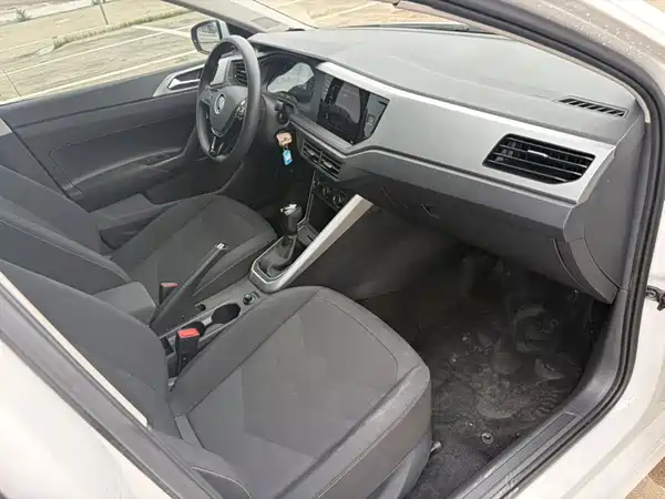 Volkswagen Polo 2021