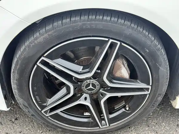 Mercedes-Benz C-Class 2020