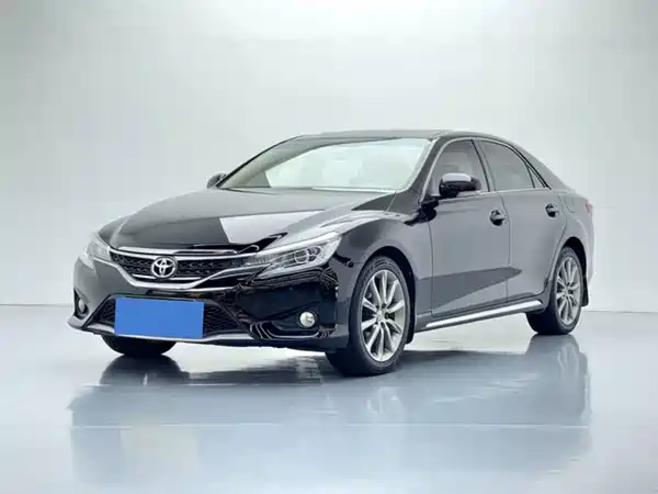 Toyota Reiz 2015