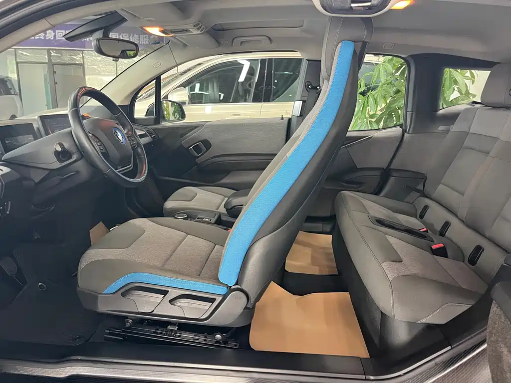 BMW i3 2016 — фото 7