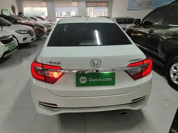 Honda Crider 2016