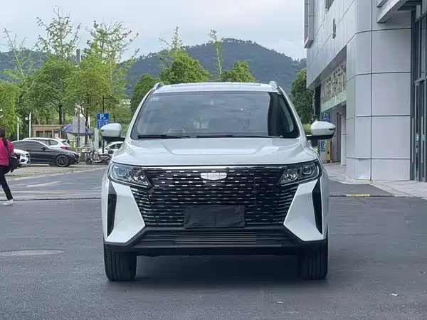 Geely Haoyue PRO 2024