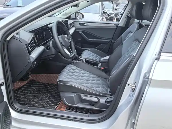 Volkswagen Sagitar 2023