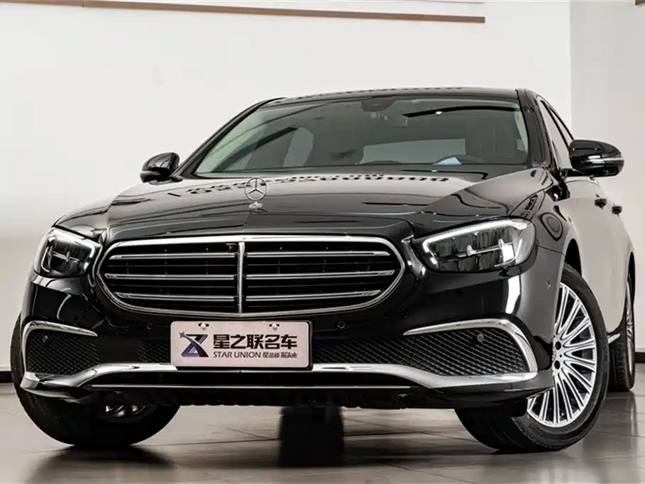 Mercedes-Benz E-Class 2023 — фото 4