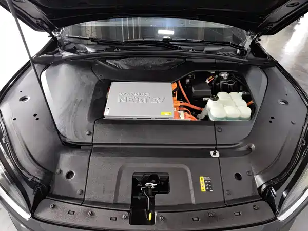 NIO ES6 2021