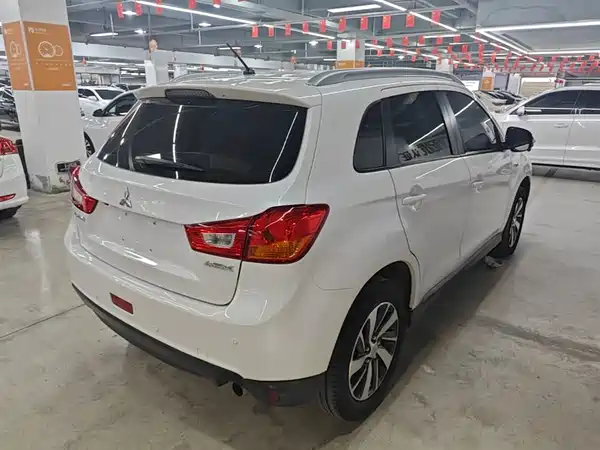 Mitsubishi Jinxuan ASX 2016