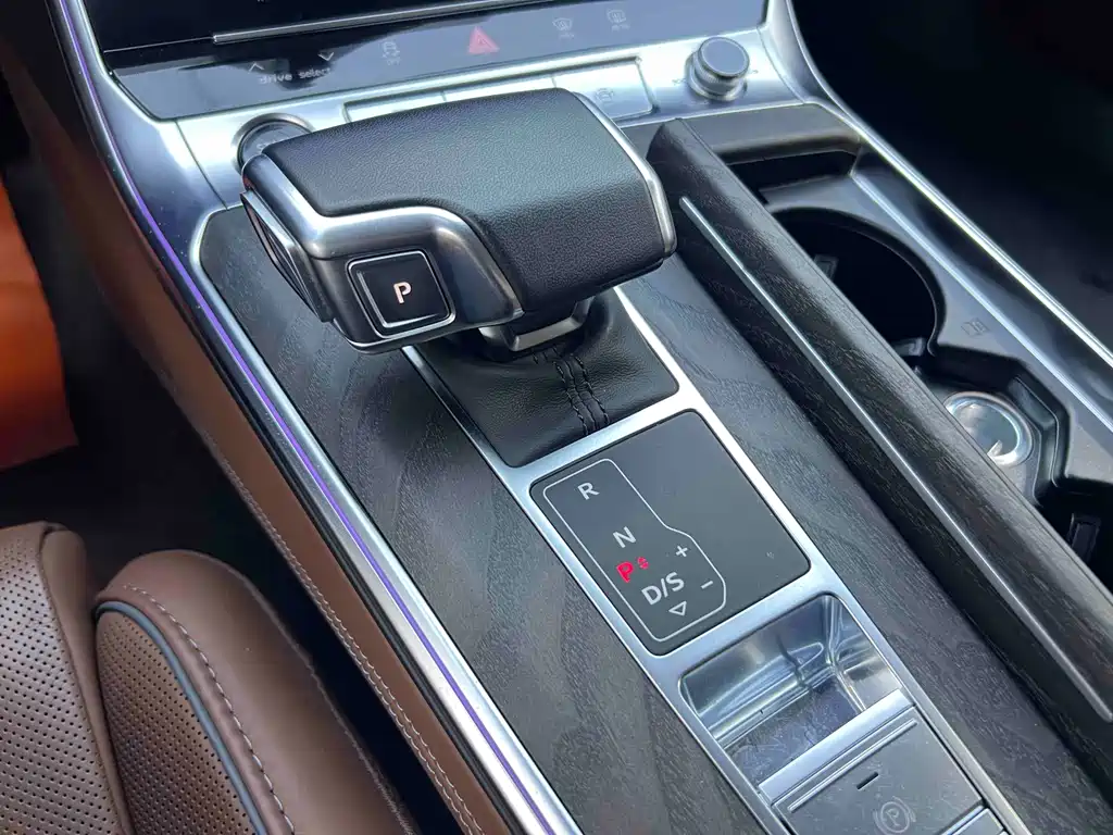 Audi A6L 2023 — фото 14
