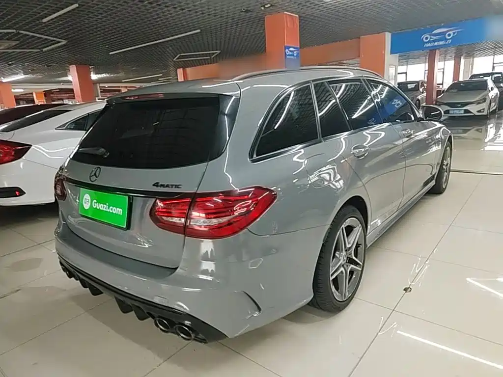 Mercedes-Benz C-Class 2020