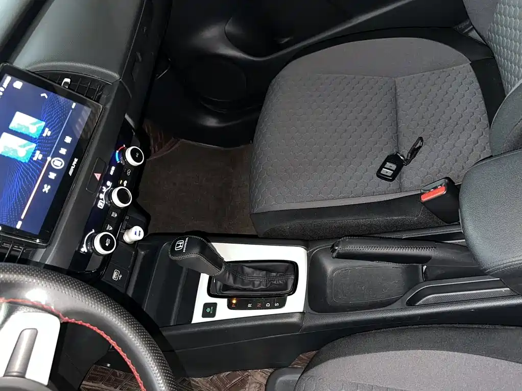 Honda Fit 2023 — фото 21