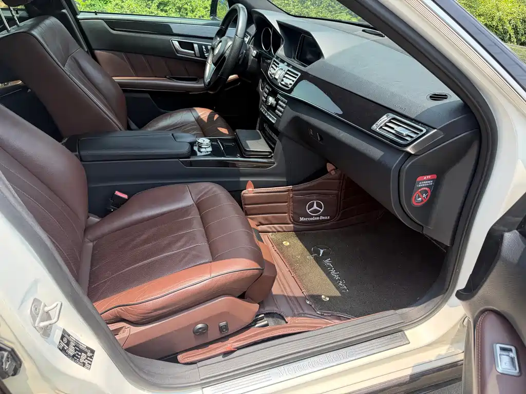 Mercedes-Benz E-Class 2014 — фото 12