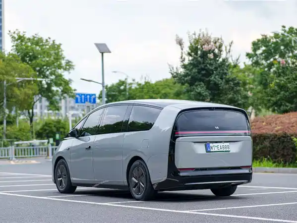 Li Auto MEGA 2026
