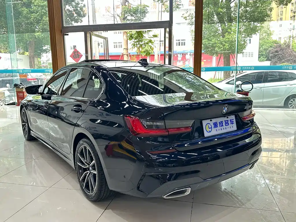BMW 3 Series 2021