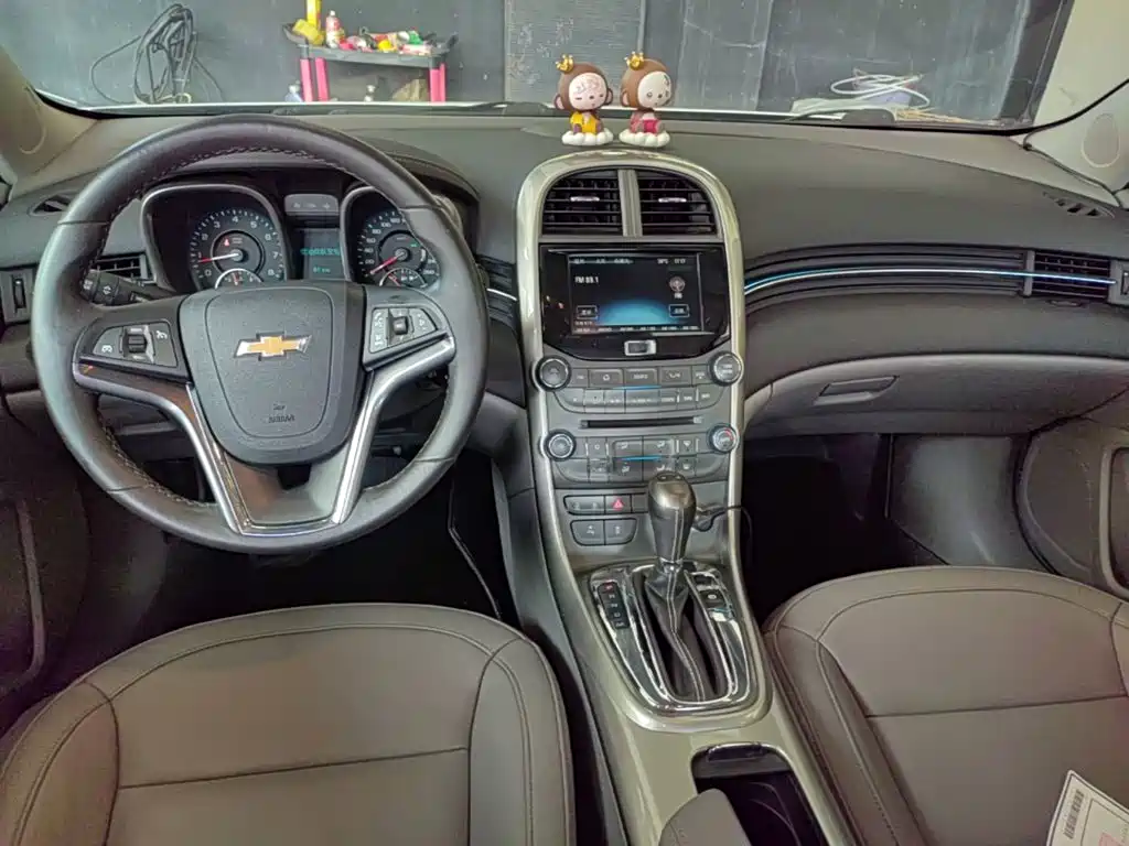 Chevrolet Malibu 2015 — фото 10