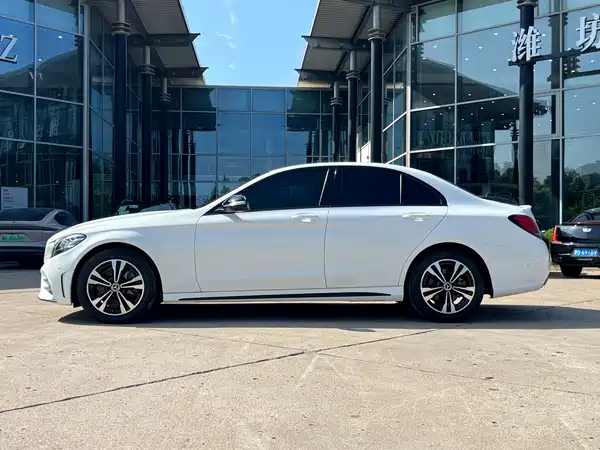 Mercedes-Benz C-Class 2018