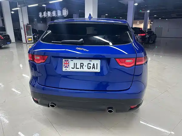 Jaguar F-PACE 2018