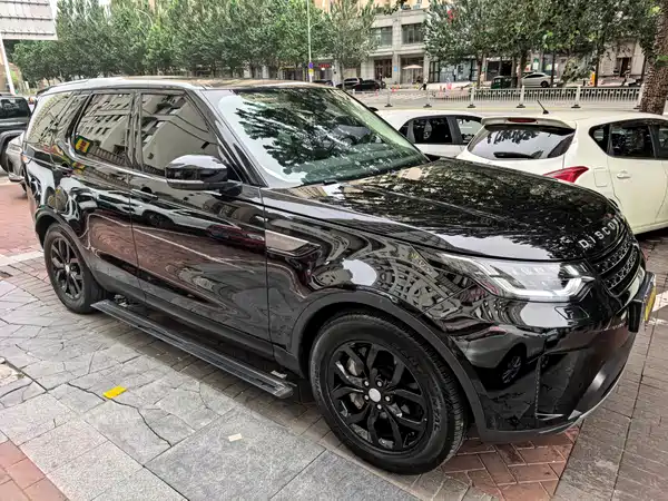 Land Rover Discovery 2018
