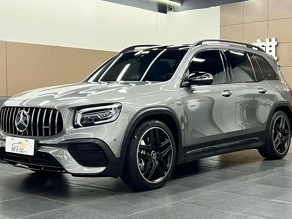 Mercedes-Benz GLB AMG 2022 — фото 1
